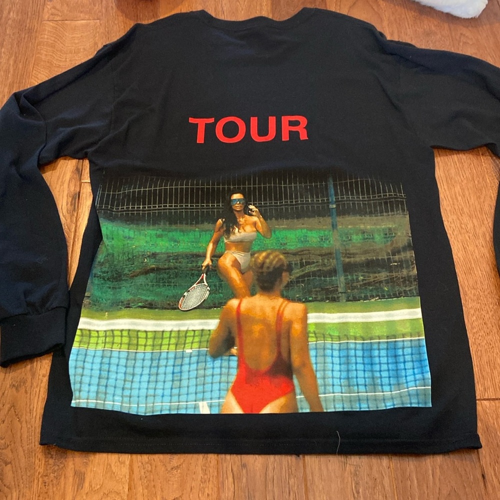 Saint Pablo Tour Long Sleeve